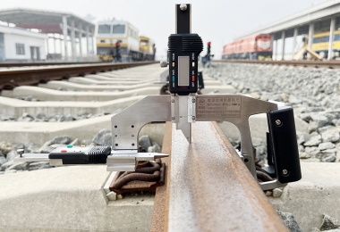 Digital Rail Wear Gauge