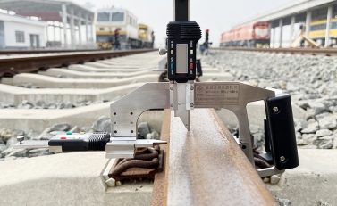 Digital Rail Wear Gauge